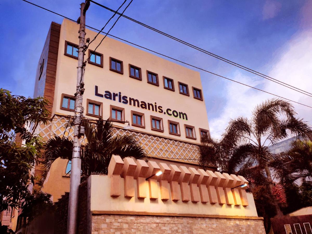Hotel Syariah Larismanis Семаранг Екстер'єр фото